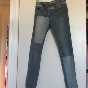 To tone jeans